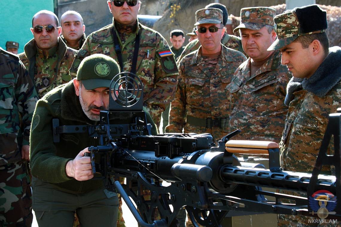 Չկա բանակ-հասարակություն բաժանում. Փաշինյանի գրառումը | Armenia Daily