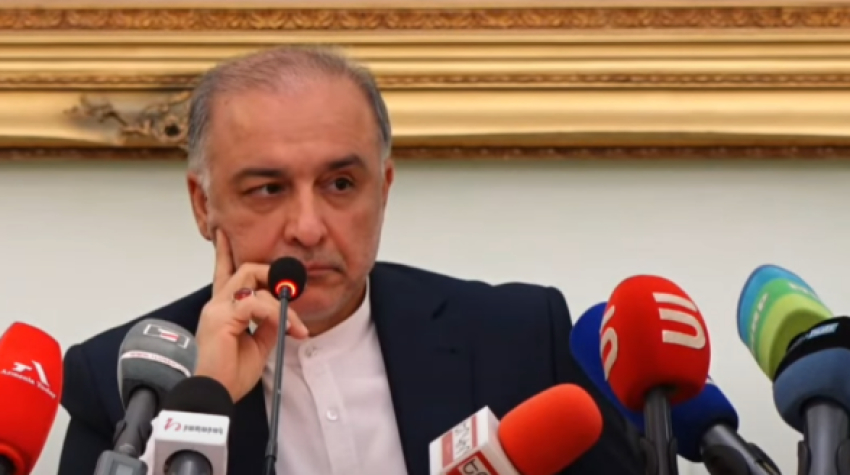Թրամփը սատկած ձի վարելու ընթացքում է. Իրանի դեսպան