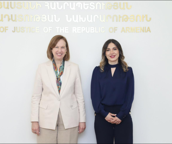 Գալյանն ու Քվինը քննարկել են երկկողմ օրակարգին վերաբերող հարցեր