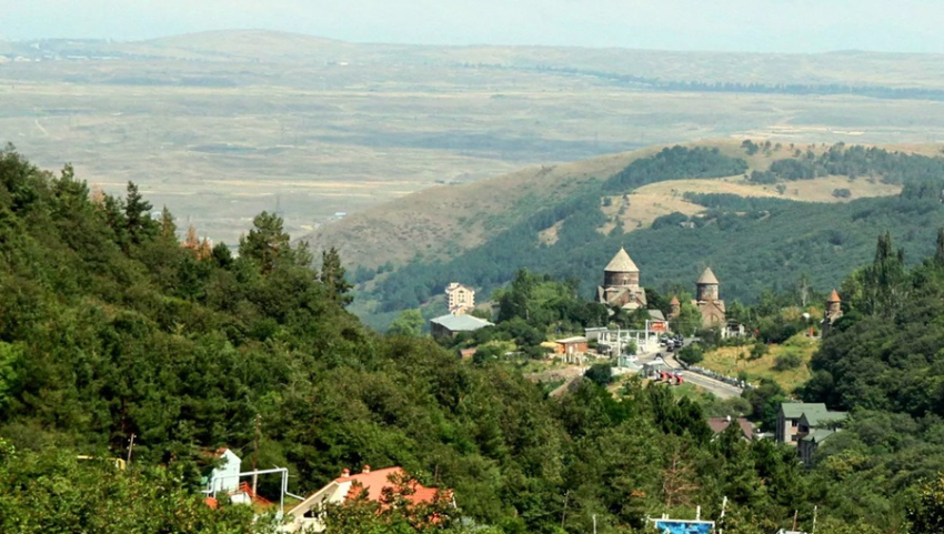 Ծաղկաձորում տղամարդկանց դիակներ են հայտնաբերվել