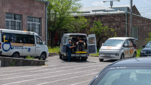 Քաղաքապետարանը «ձեռքերը լվաց». Երևանի թիվ 17 հատուկ դպրոցի տրանսպորտի հարցը չի լուծվի