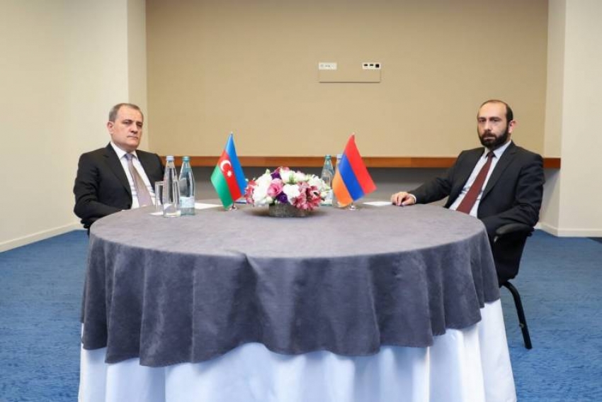 Ադրբեջանական կողմի պայմանը չենք ընդունում, քննարկելի օրակարգ չէ. Արարատ Միրզոյան
