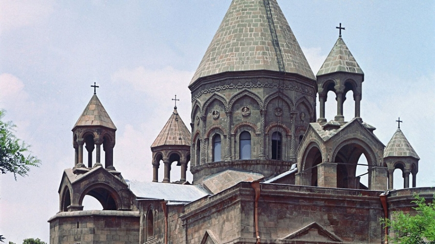 Հովհաննավանքում կատարվողը պղծություն է, եկեղեցին ենթակա է վերասրբագործման. Մայր Աթոռ