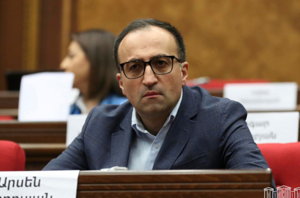 Դեսպան «не взаконе», Թորոսյանի զգուշացումն «ասնավանի՞» չի. «Իրավունք»