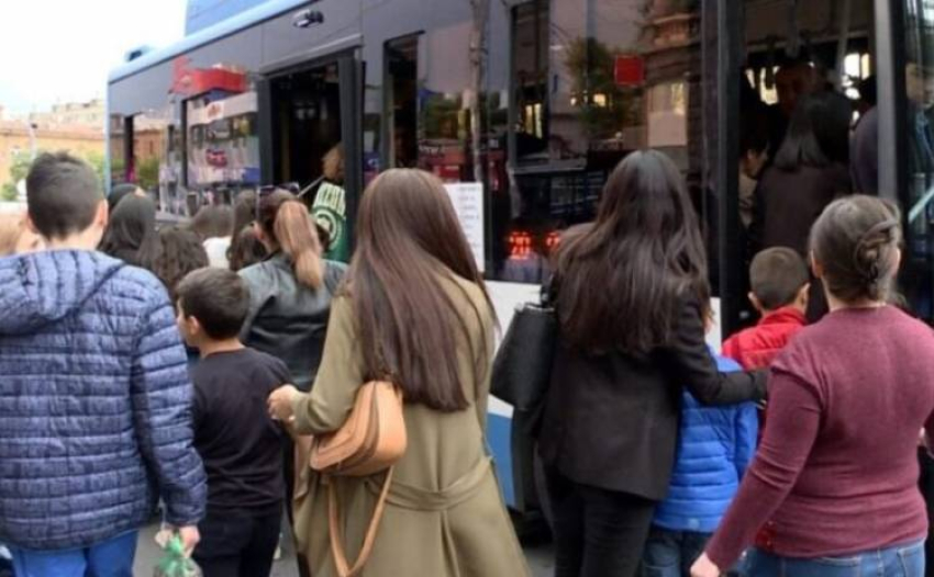Օգոստոսի 1-ից տրանսպորտի QR կոդի թղթային տարբերակն աստիճանաբար դուրս կգա շրջանառությունից. Տեսանյութ