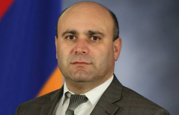 Մհեր Շիրինյանն ազատվել է ՊՆ սպառազինության և տեխնիկական ապահովման վարչության պետի պաշտոնից