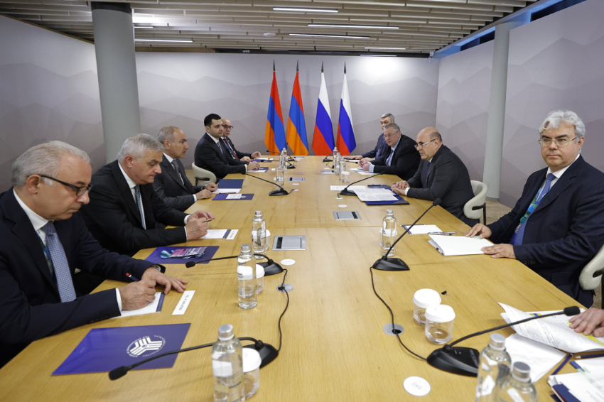 Փաշինյանն ու Միշուստինը քննարկել են ԵԱՏՄ շրջանակում փոխգործակցությանը վերաբերող, ինչպես նաև երկուստեք հետաքրքրություն ներկայացնող այլ հարցեր