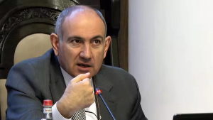 Այդ հարցնողը կամ ավանակ է, կամ գործակալ․ Փաշինյանը հերթական գրառումն է կատարել