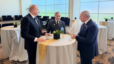 Պատմության մեջ առաջին հանդիպումը Հայաստանի և Պակիստանի ղեկավարների միջև՝ Ալիևի ներկայությամբ