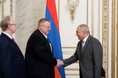 Փաշինյանն ու Օվերչուկը քննարկել են Հայաստան-Ռուսաստան երկկողմ օրակարգին վերաբերող հարցեր