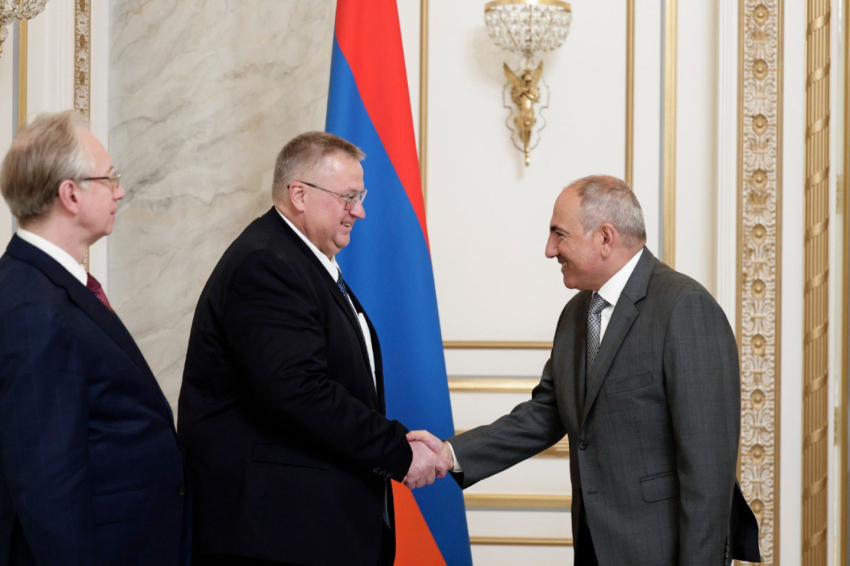 Փաշինյանն ու Օվերչուկը քննարկել են Հայաստան-Ռուսաստան երկկողմ օրակարգին վերաբերող հարցեր