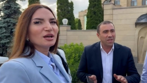 «Տեղյա՞կ չեք՝ ուր են տարել Սամվել Կարապետյանին», «Տեղեկություն չունենք, հարցերի չենք պատասխանի»
