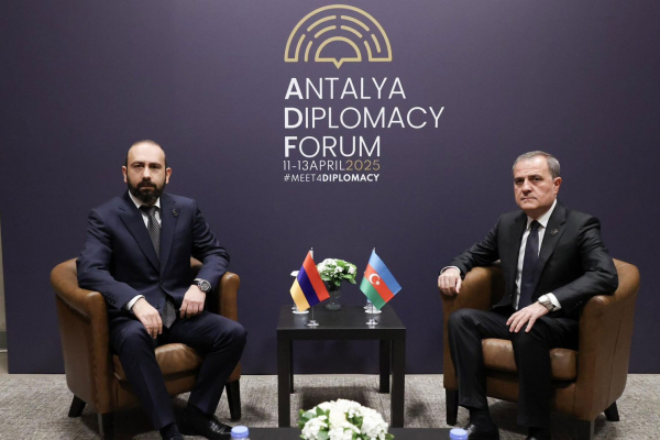 Խաղաղության պայմանագրի ստորագրումն անհնար է,  քանի դեռ Հայաստանի Սահմանադրություն չի փոփոխվել. Բայրամով