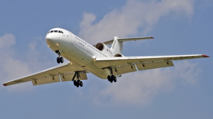Ապակու կտոր` Transavia-ի ինքնաթիռի դռան արանքում. Փարիզ-Երևան չվերթի հետքերով. Hetq.am