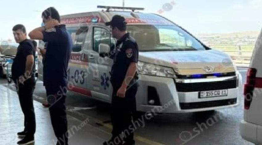 «Զվարթնոց» միջազգային օդանավակայանում ՌԴ զբոսաշրջիկի կյանքը փրկել չի հաջողվել. նա եկել էր կնոջ հետ