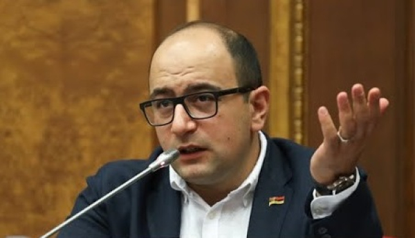 Վահագն Ալեքսանյանին դաս չեղավ օրեր առաջ իր հերթական ստին անդրադարձս. Մամիջանյան