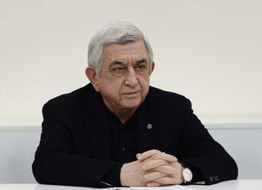 Եթե Արցախ գնալու երջանիկ հնարավորություն ունենամ, առաջինը կայցելեմ ծնողներիս և զnհվшծ ընկերներիս գերեզմшններին. Սերժ Սարգսյան