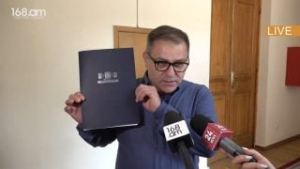 Այս պահին երկու պատ կա՝ հաղթահարելու. մեկը ընդդիմության պատն է. Նարեկ Մալյան. Տեսանյութ
