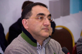 Արմեն Դարբինյան